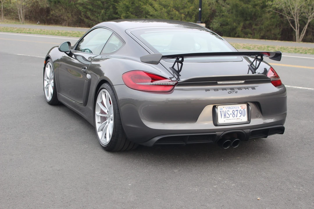 2016 Porsche 981 Cayman GT4 - Image 16 of 31