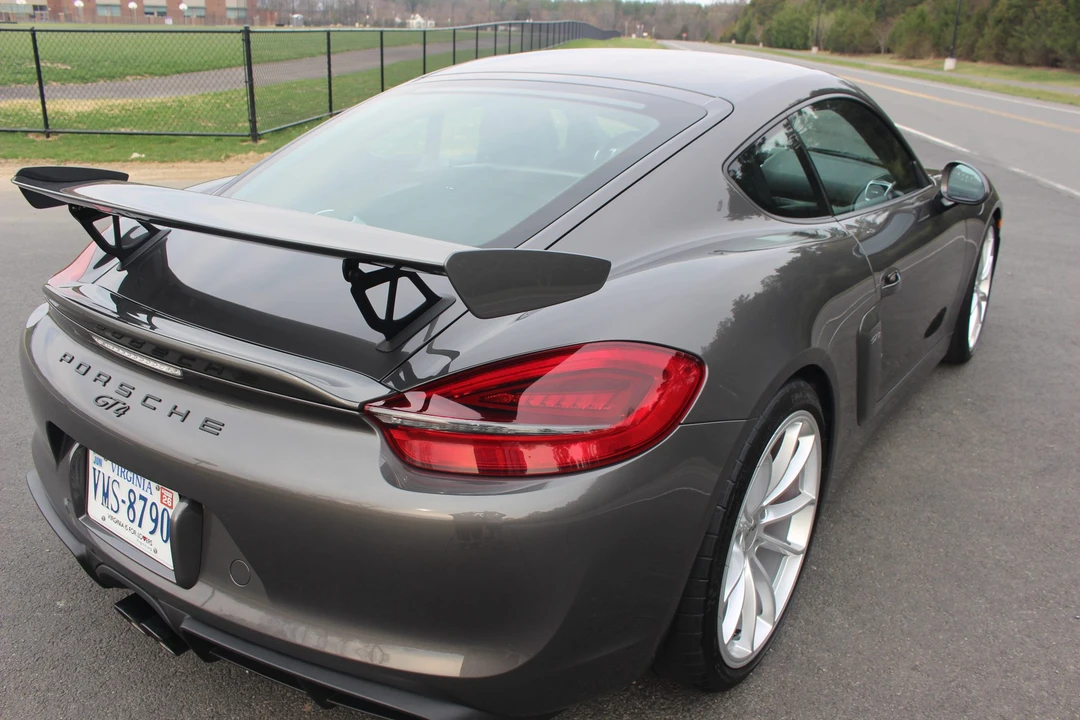 2016 Porsche 981 Cayman GT4 - Image 21 of 31