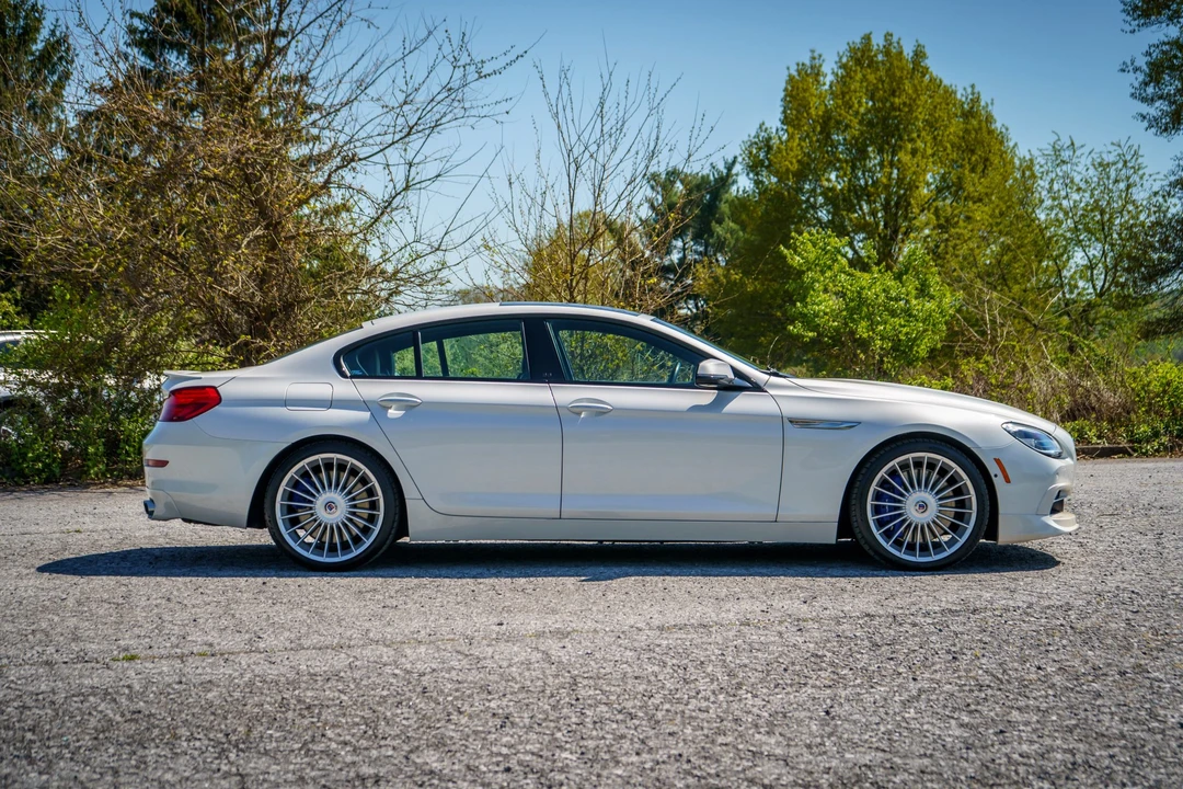 2017 BMW Alpina B6 - Image 13 of 31
