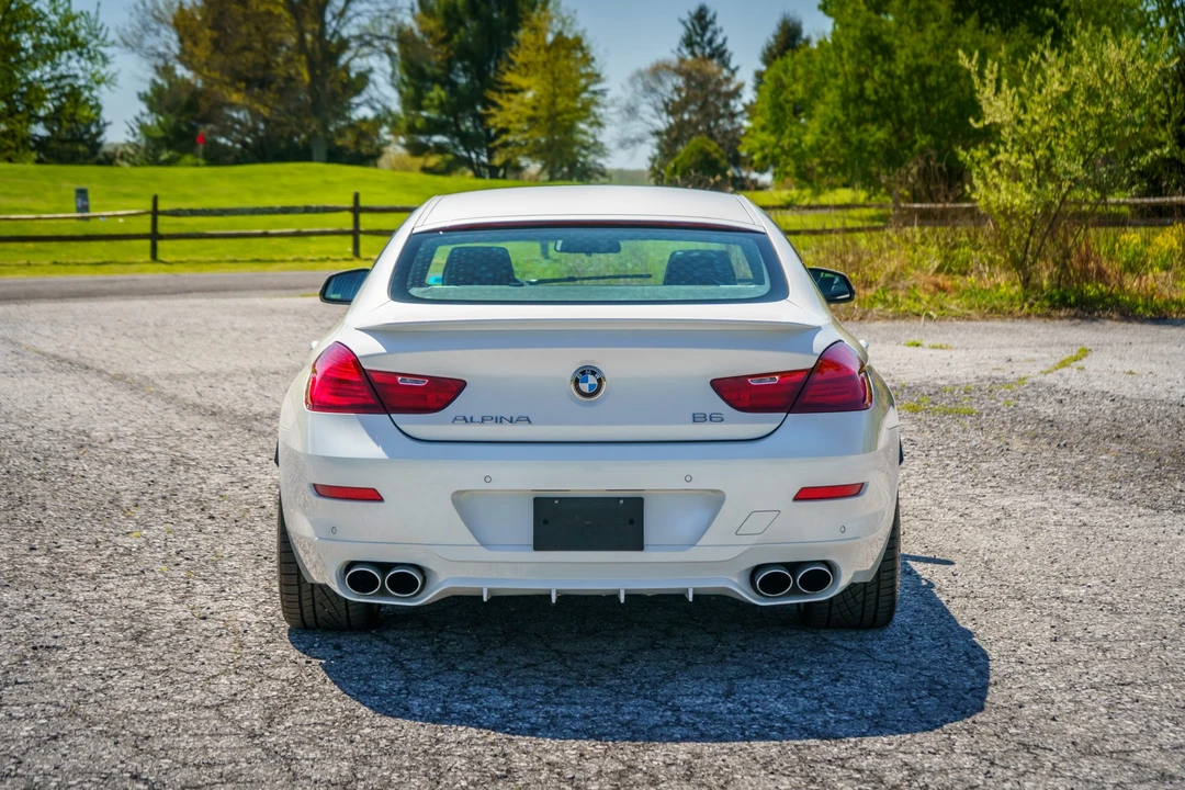 2017 BMW Alpina B6 - Image 7 of 31