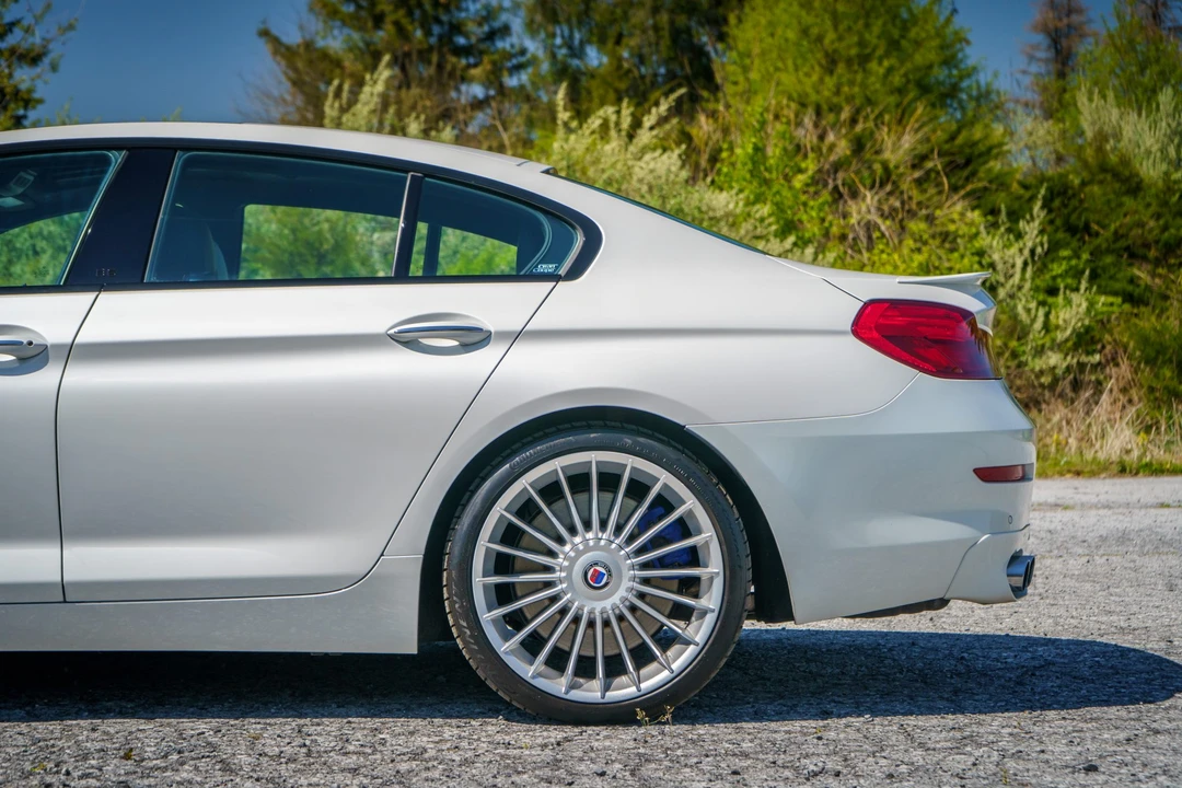 2017 BMW Alpina B6 - Image 22 of 31