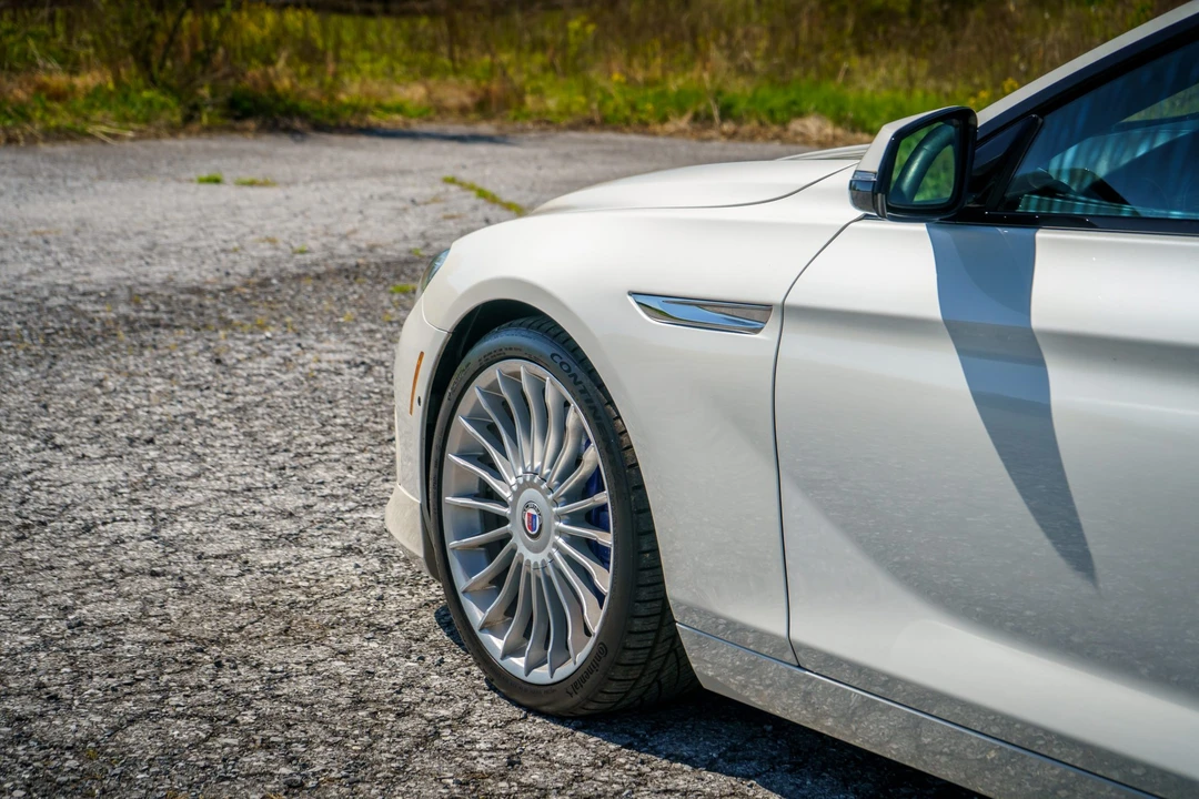 2017 BMW Alpina B6 - Image 18 of 31