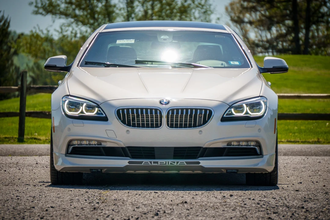 2017 BMW Alpina B6 - Image 16 of 31