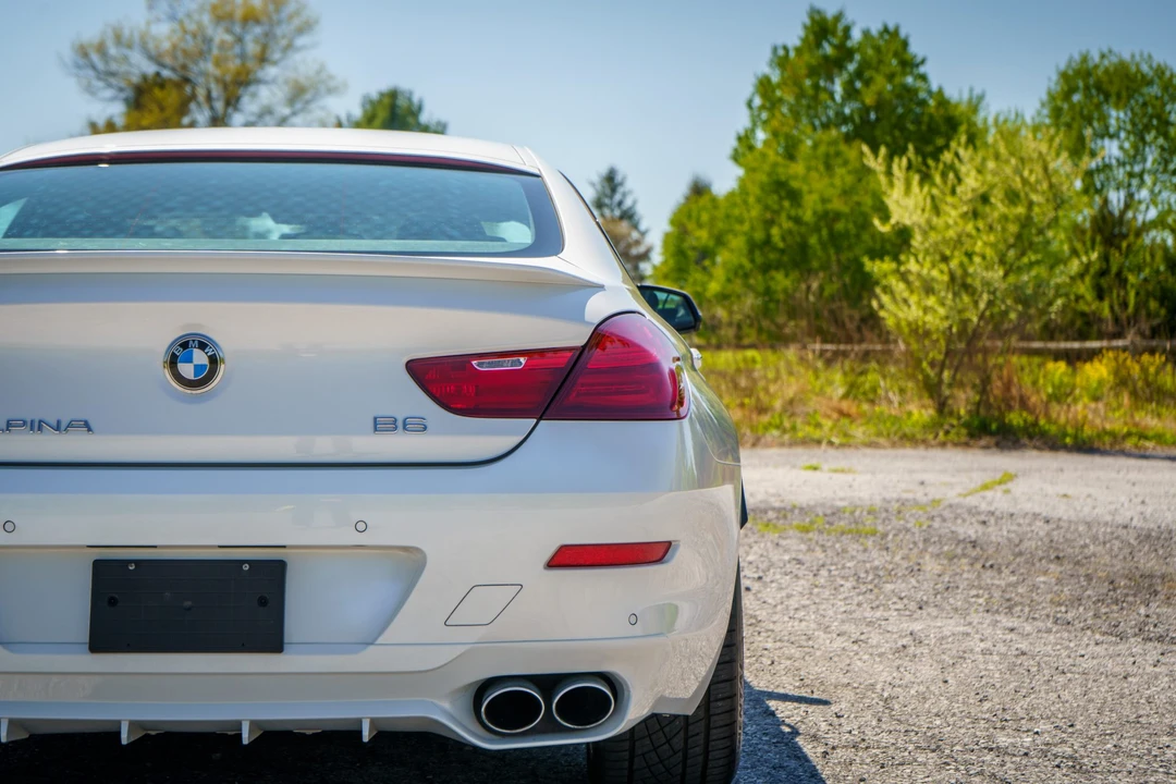 2017 BMW Alpina B6 - Image 29 of 31