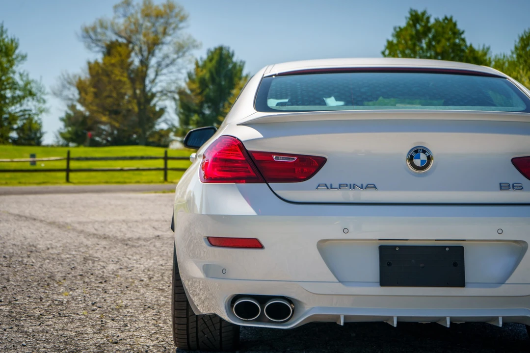 2017 BMW Alpina B6 - Image 27 of 31