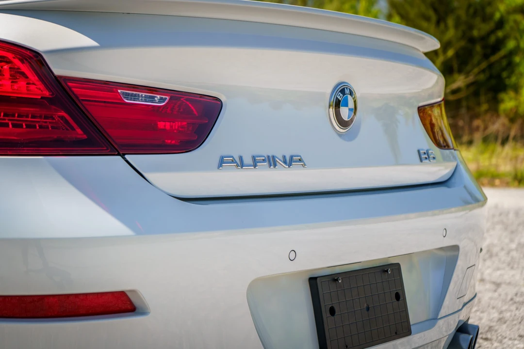 2017 BMW Alpina B6 - Image 24 of 31