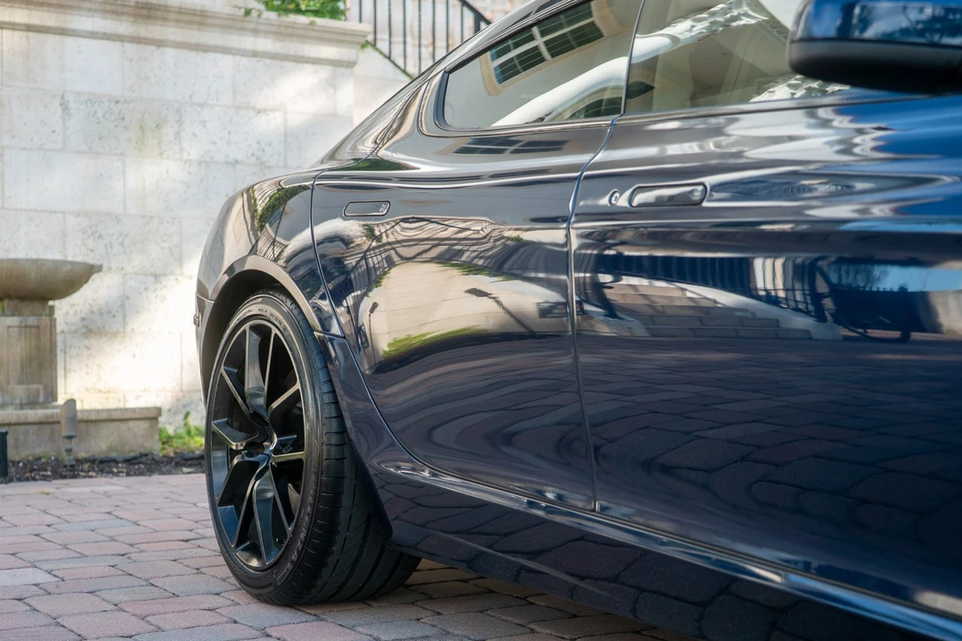 2017 Aston Martin Rapide - Image 14 of 31