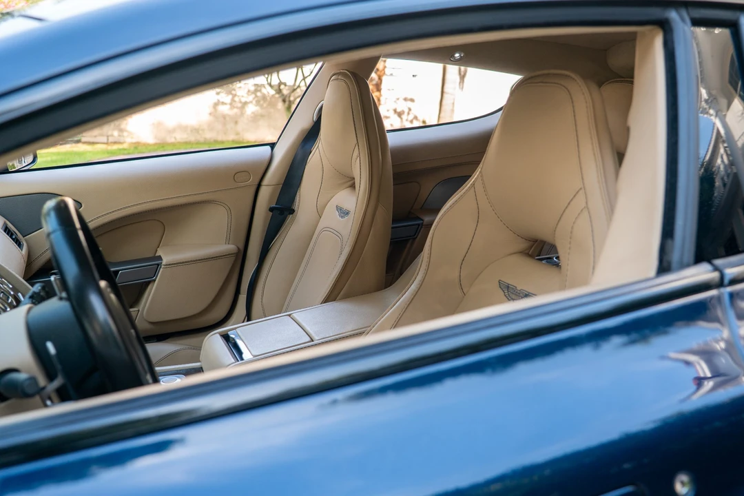 2017 Aston Martin Rapide - Image 31 of 31