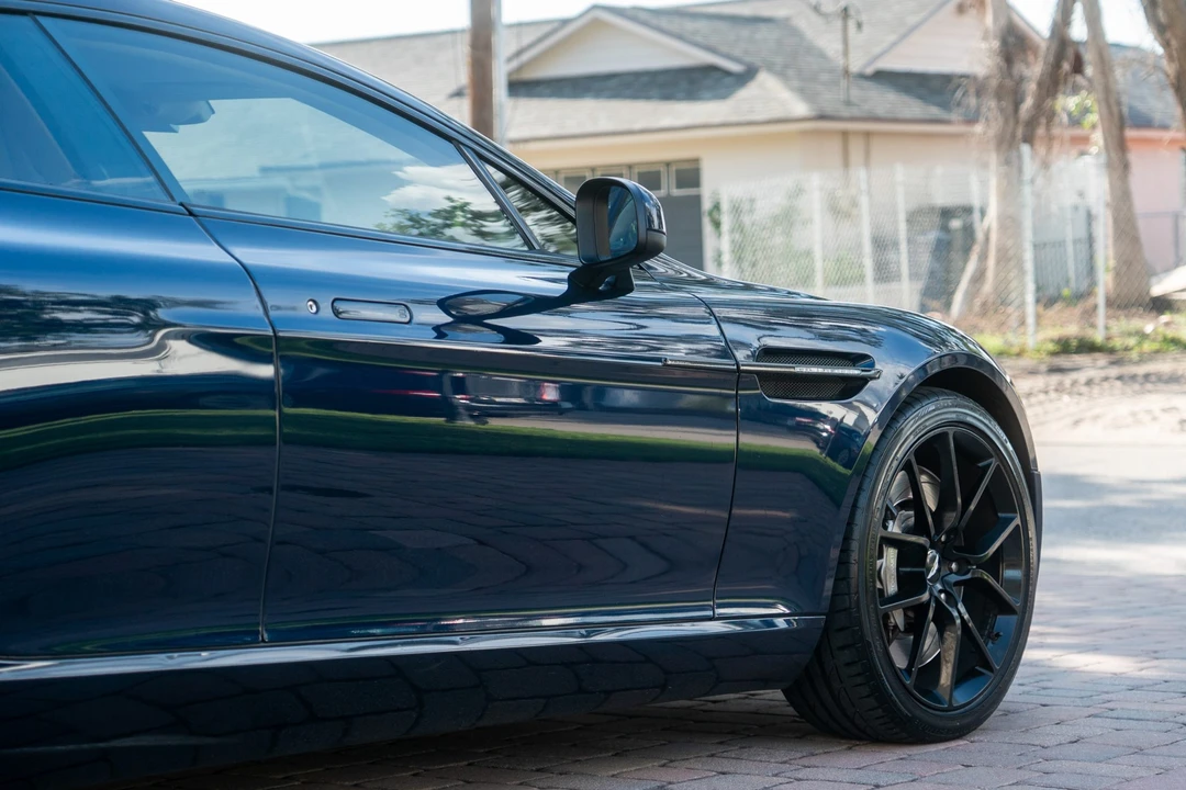 2017 Aston Martin Rapide - Image 15 of 31