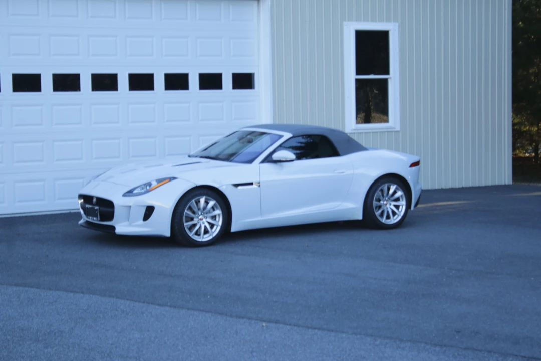 2017 Jaguar F-Type 1st Gen - Image 18 of 31