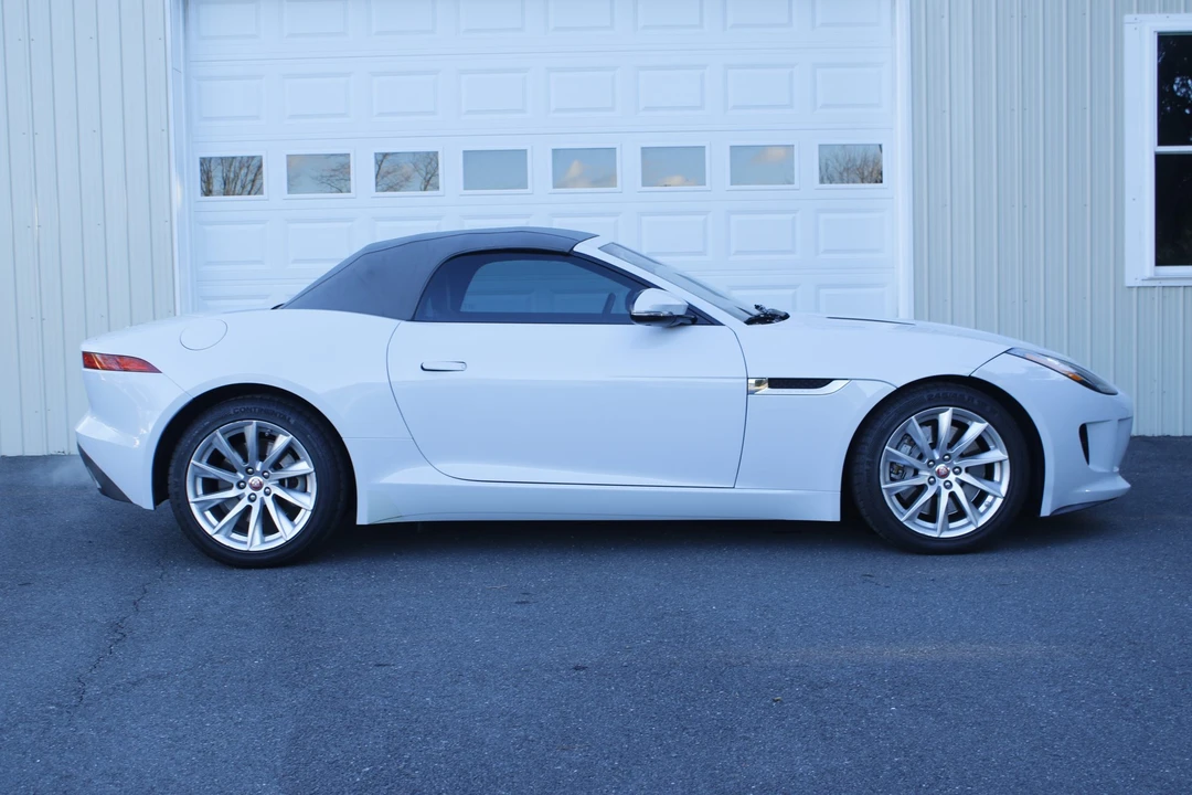 2017 Jaguar F-Type 1st Gen - Image 28 of 31