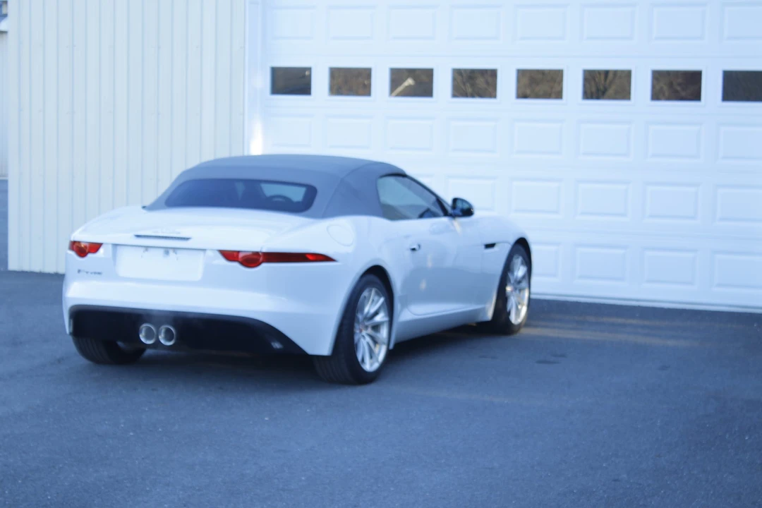 2017 Jaguar F-Type 1st Gen - Image 26 of 31