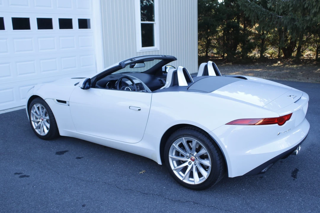 2017 Jaguar F-Type 1st Gen - Image 5 of 31