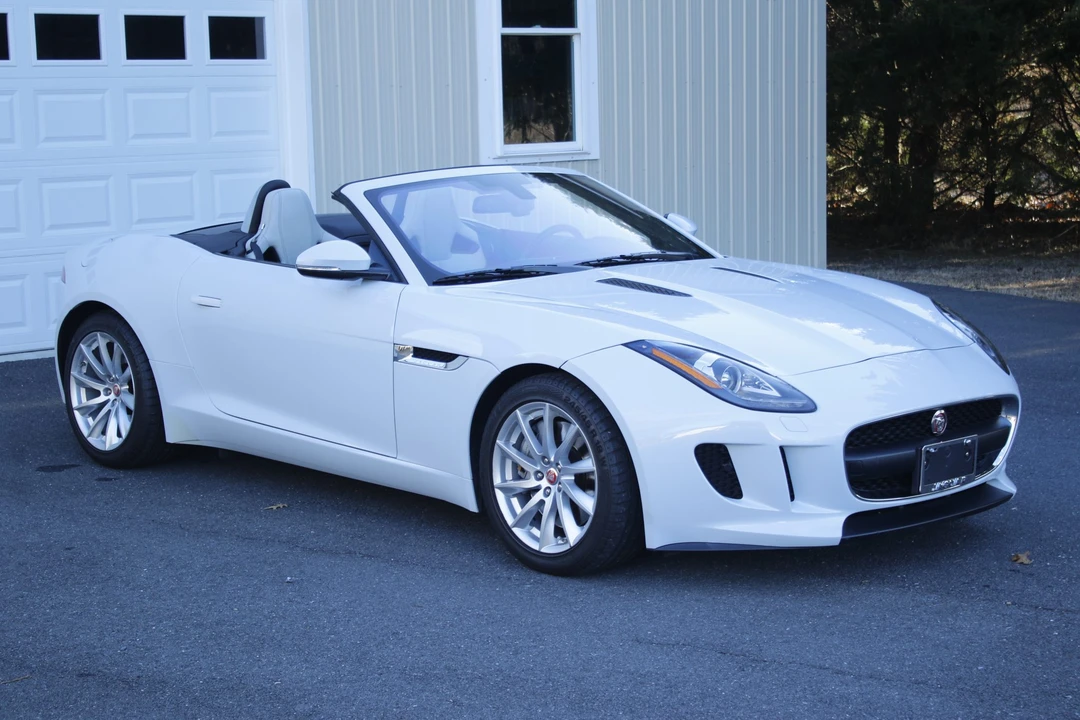 2017 Jaguar F-Type 1st Gen - Image 2 of 31