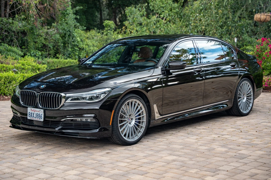 2018 BMW Alpina B7 - Image 2 of 21