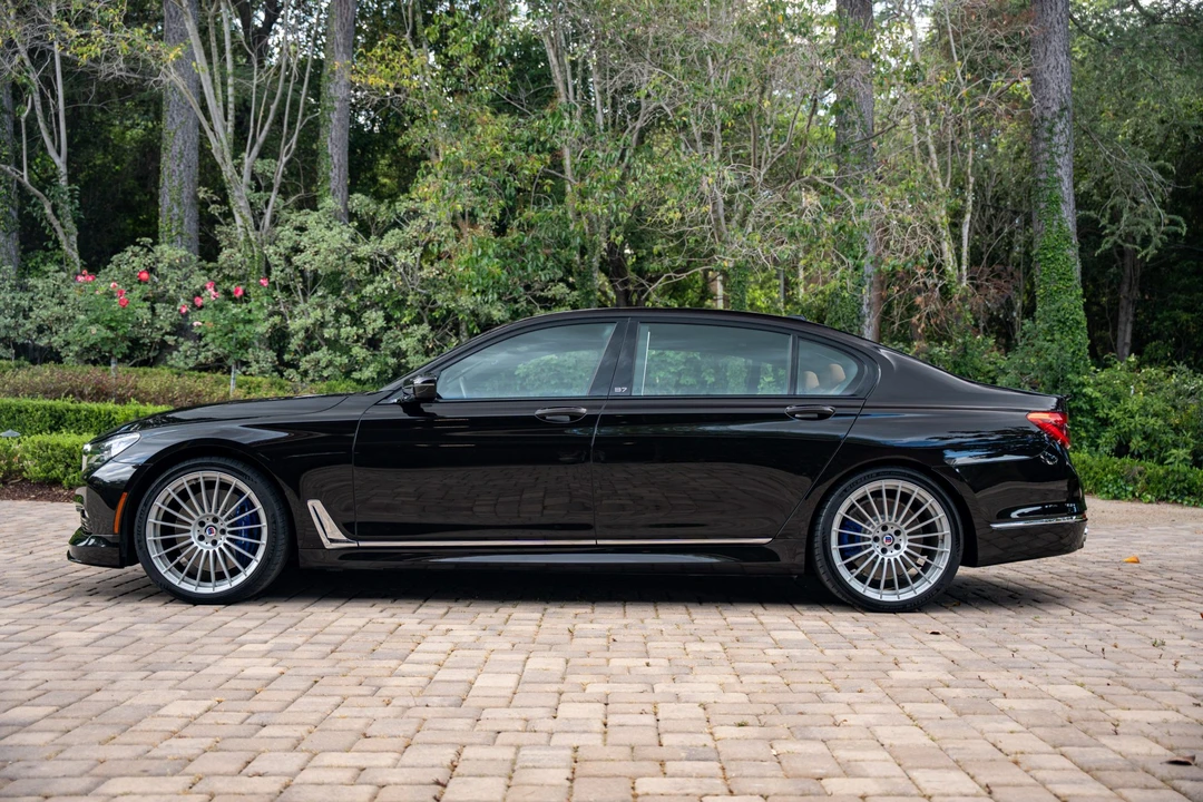 2018 BMW Alpina B7 - Image 10 of 21