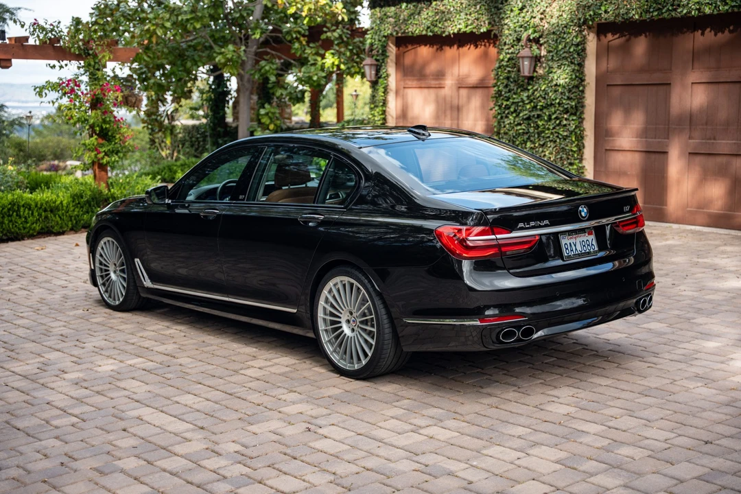 2018 BMW Alpina B7 - Image 9 of 21