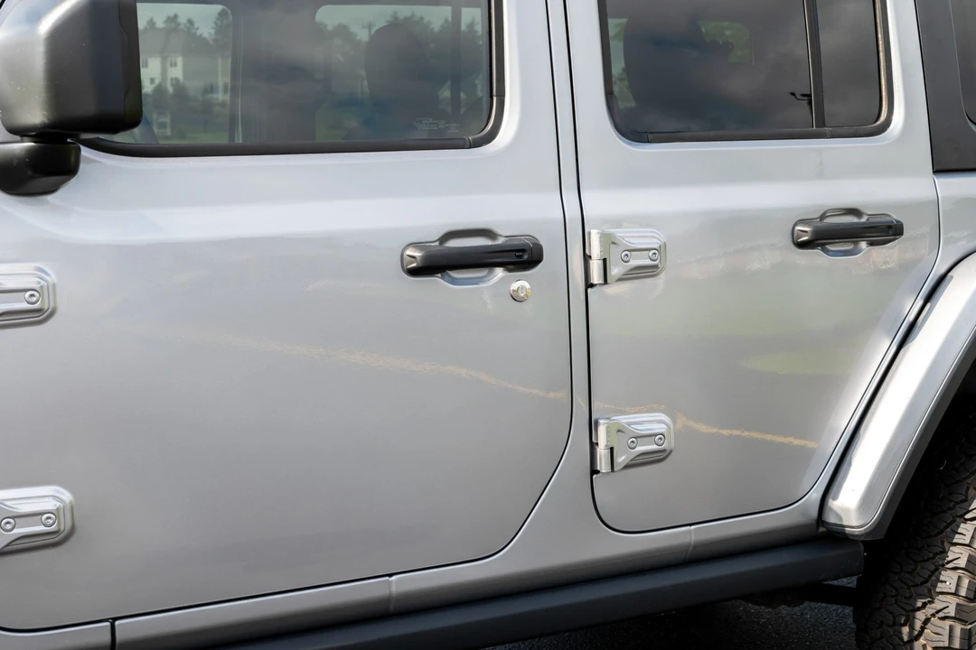 2018 Jeep JL Wrangler - Image 19 of 31