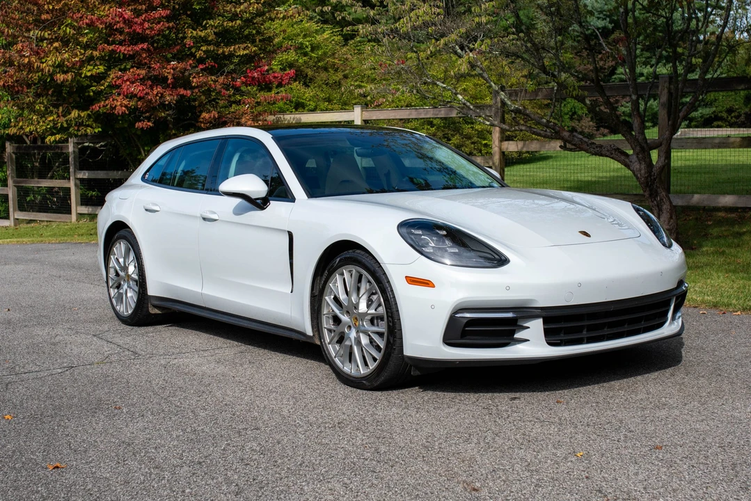 2018 Porsche 971 Panamera - Image 10 of 31