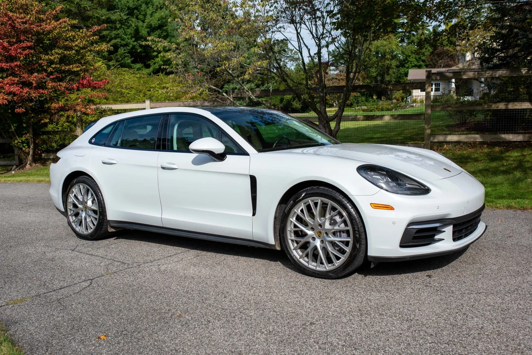 2018 Porsche 971 Panamera - Image 15 of 31