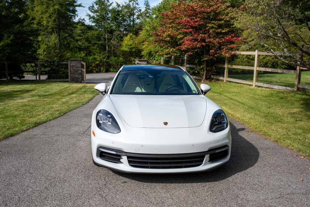 2018 Porsche 971 Panamera - Image 6 of 31