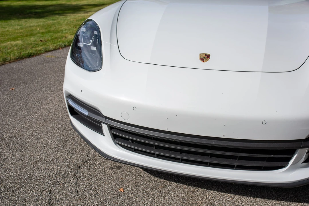 2018 Porsche 971 Panamera - Image 30 of 31