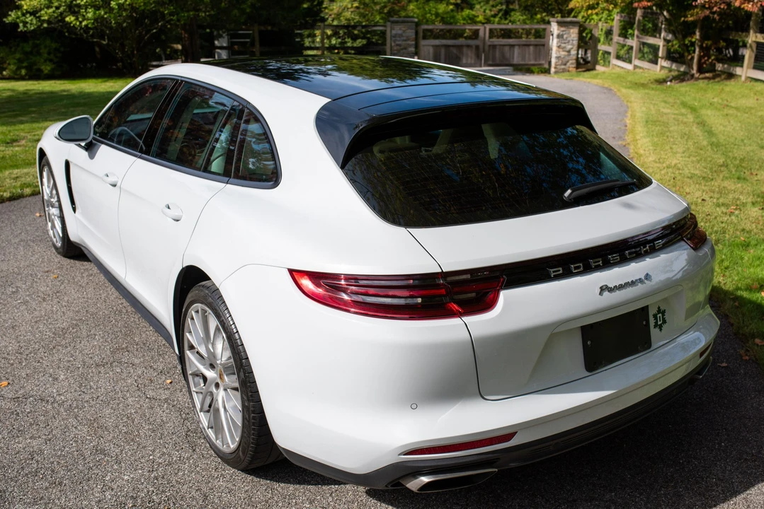 2018 Porsche 971 Panamera - Image 21 of 31