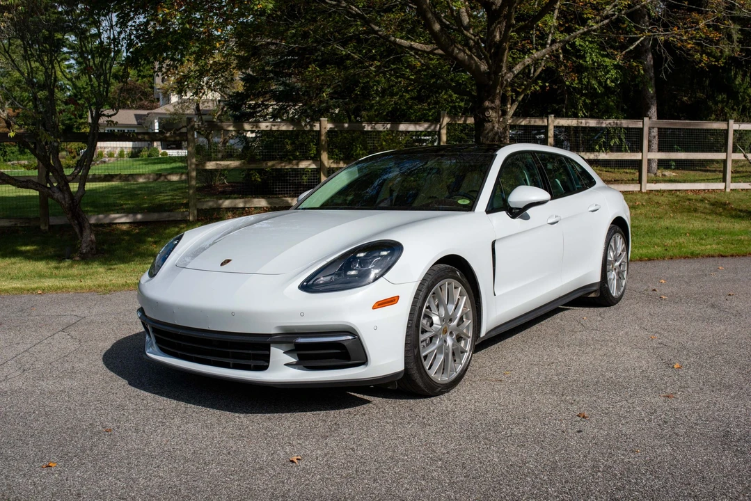 2018 Porsche 971 Panamera - Image 4 of 31