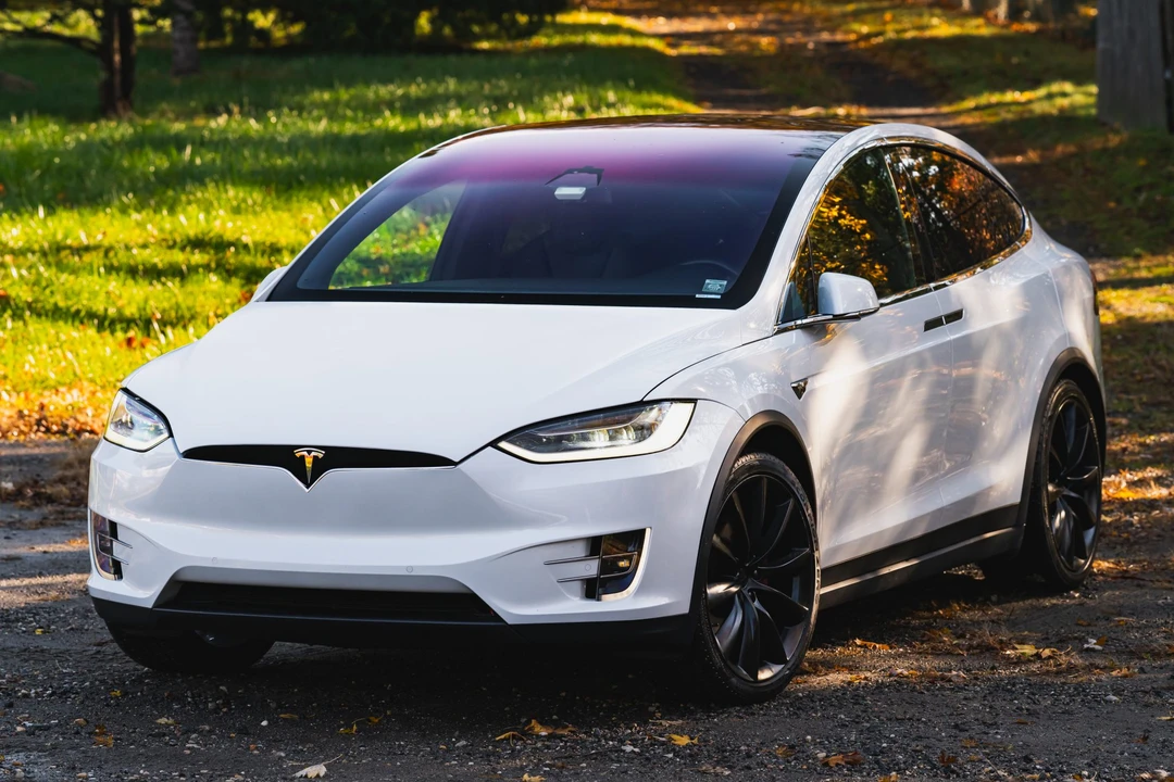 2018 Tesla Model X - Image 4 of 31