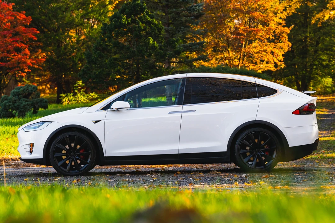 2018 Tesla Model X - Image 25 of 31