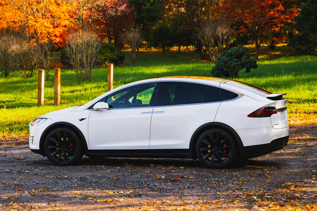 2018 Tesla Model X - Image 23 of 31