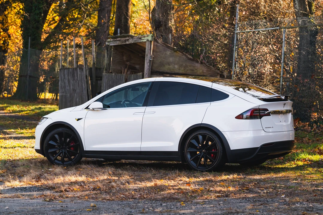 2018 Tesla Model X - Image 22 of 31
