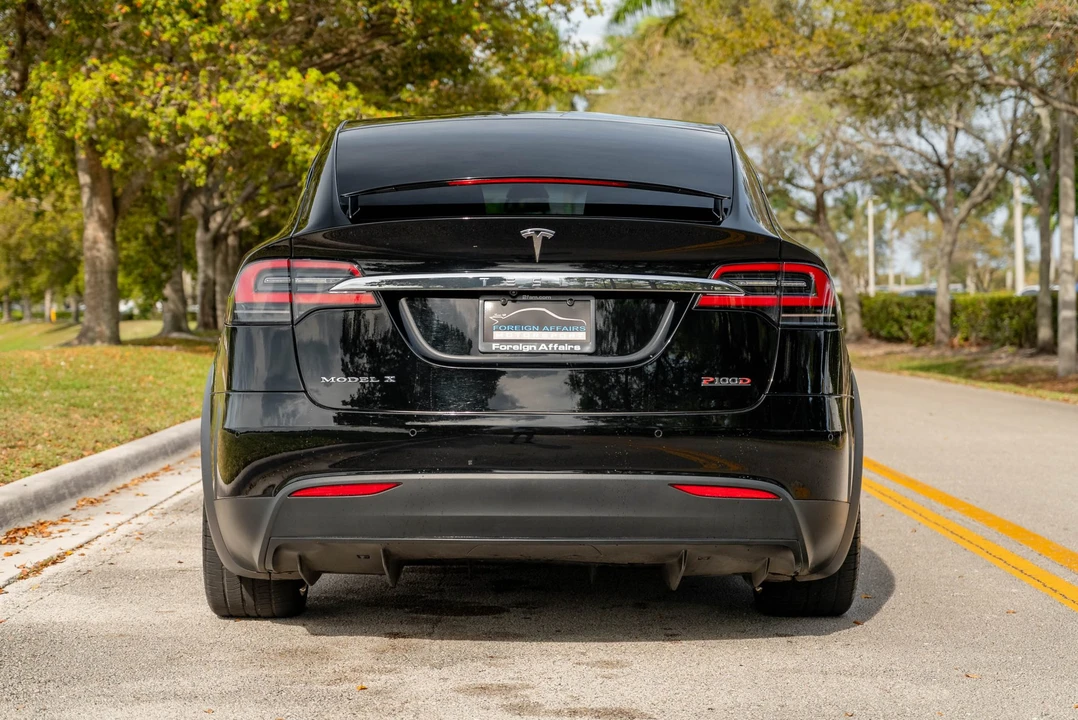 2018 Tesla Model X - Image 14 of 31
