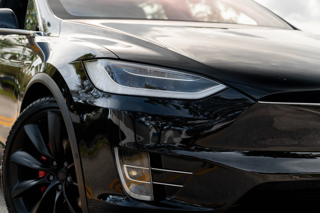 2018 Tesla Model X - Image 27 of 31