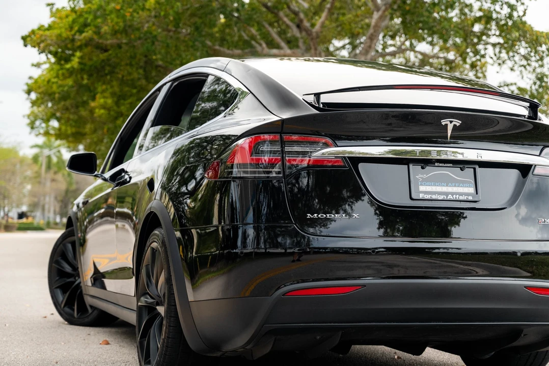 2018 Tesla Model X - Image 23 of 31