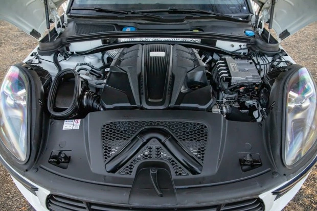 2020 Porsche Macan Turbo - Image 6 of 7