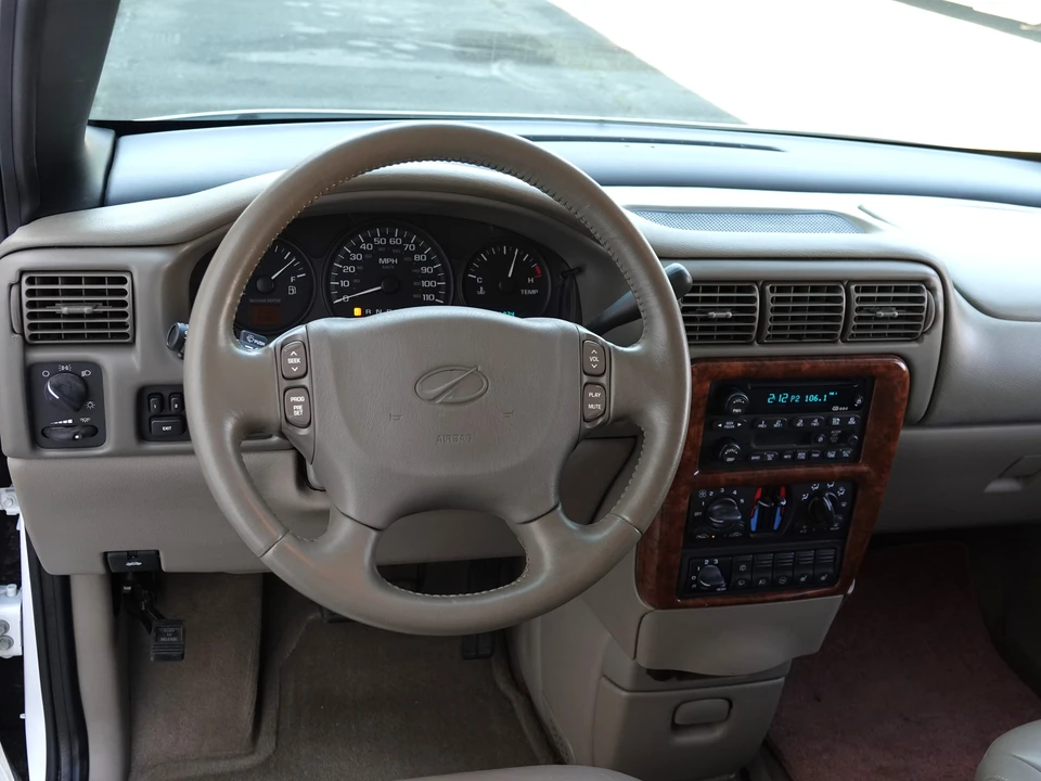 2003 Oldsmobile Silhouette - Image 30 of 31
