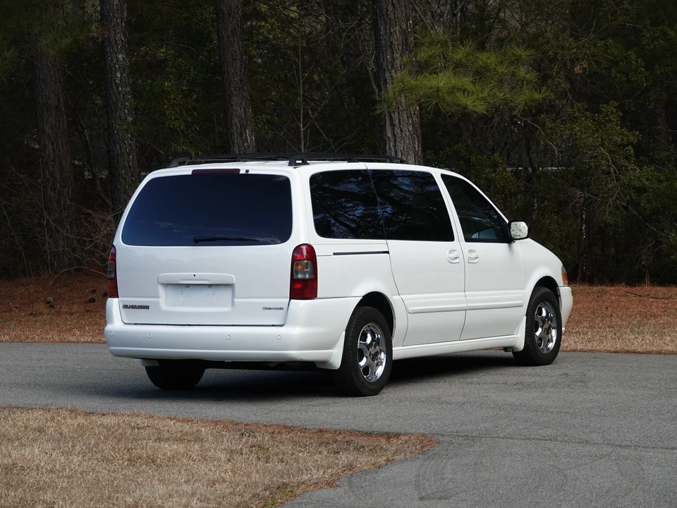 2003 Oldsmobile Silhouette - Image 15 of 31