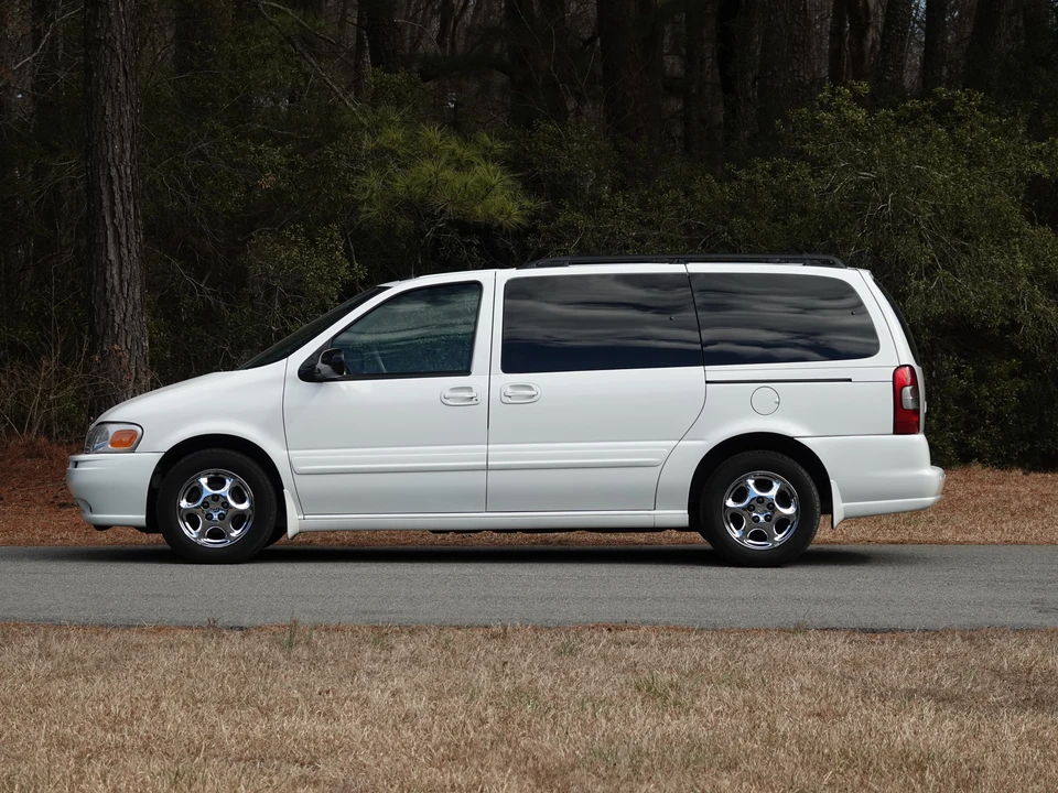2003 Oldsmobile Silhouette - Image 11 of 31