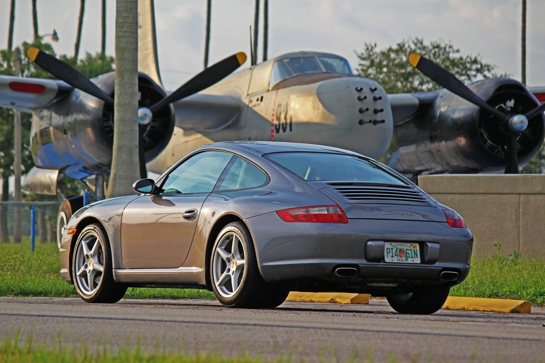 2005 Porsche 997 Carrera - Image 18 of 31