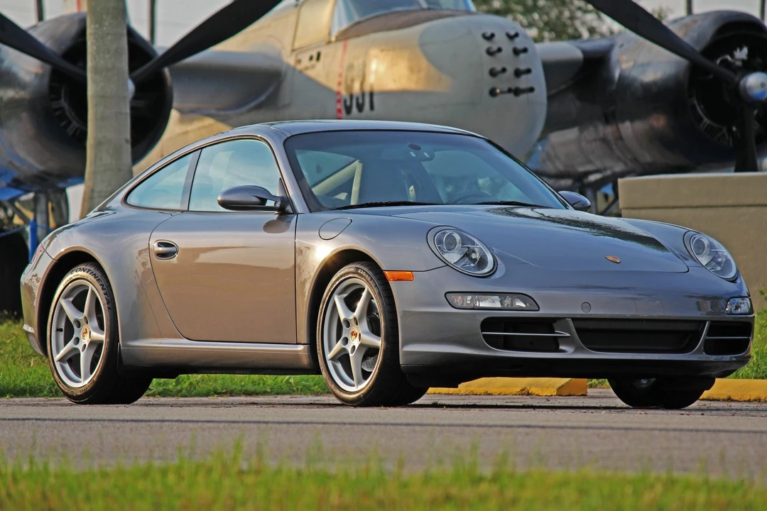 2005 Porsche 997 Carrera - Image 2 of 31