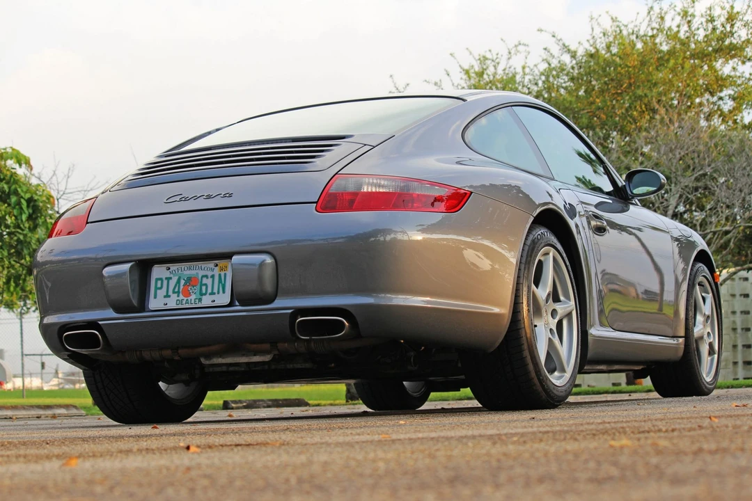 2005 Porsche 997 Carrera - Image 10 of 31
