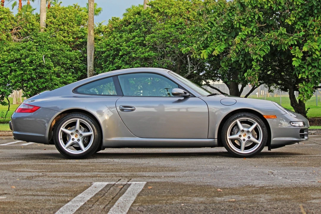 2005 Porsche 997 Carrera - Image 6 of 31