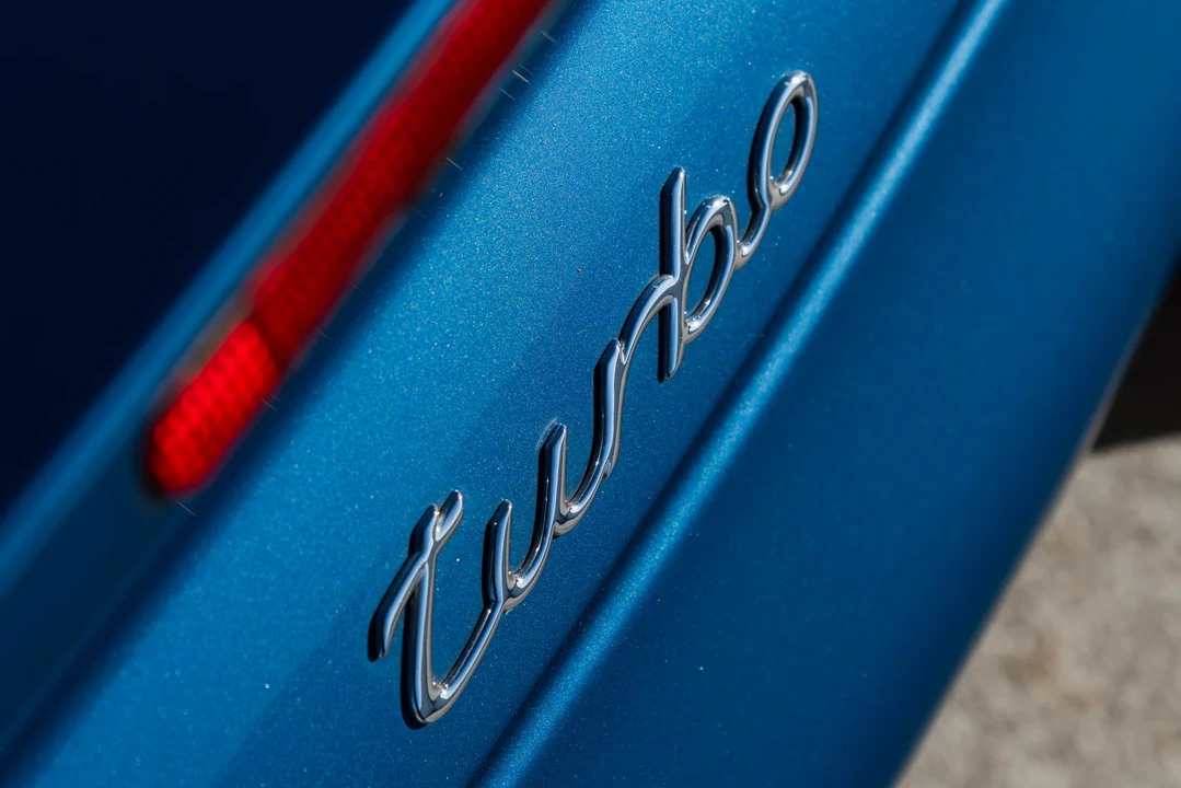2001 Porsche 996 Turbo - Image 22 of 31