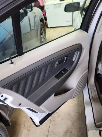 2011 Ford Taurus 6th Gen - Image 8 of 20