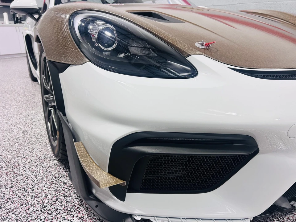 2025 Porsche 718 Cayman GT4 RS Clubsport - Image 13 of 31