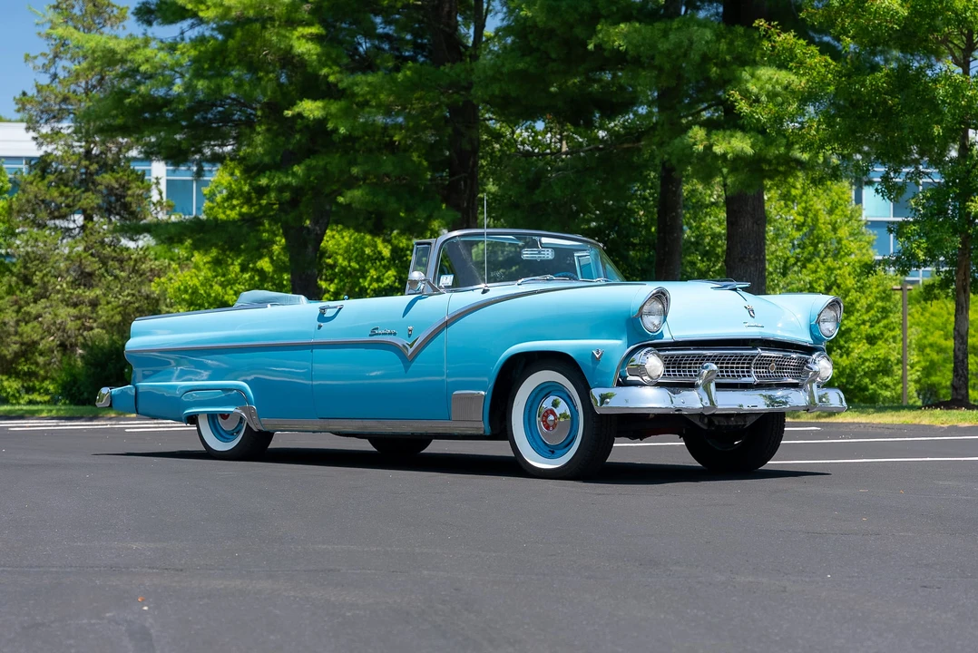 1955 Ford Fairlane 1st Gen - Image 14 of 31