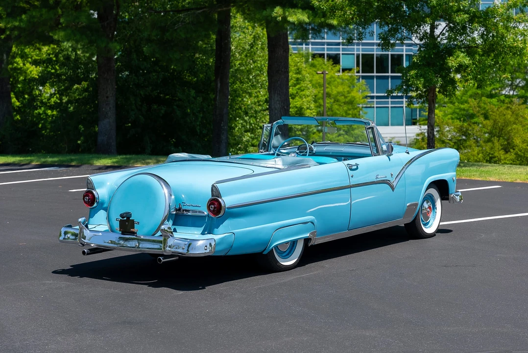 1955 Ford Fairlane 1st Gen - Image 10 of 31