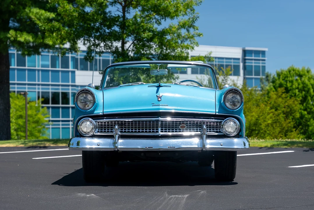 1955 Ford Fairlane 1st Gen - Image 15 of 31