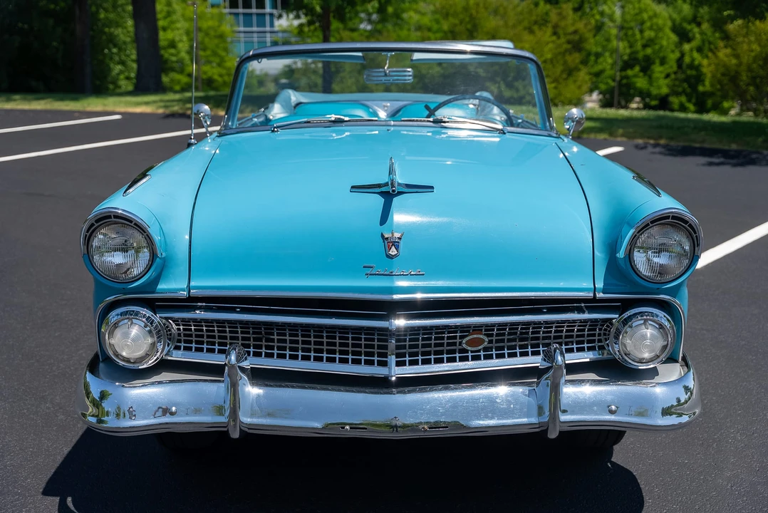 1955 Ford Fairlane 1st Gen - Image 16 of 31